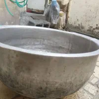 دیگ فروشی|ظروف پخت‌وپز|شیراز, قلعه شاهزاده بیگم|دیوار