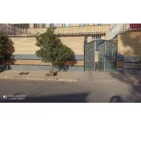 ویلایی طبقه همکف.دو خوابه.تخلیه فوری