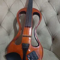 ویولون الکتریک هافنر اصل المان