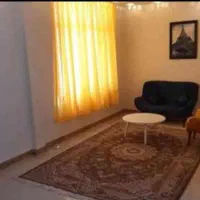 همخونه-خانم-مذهبی-و-بدون-حاشیه