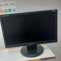 مانیتور۱۷اینچ سالم