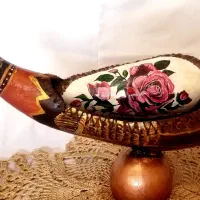 آجیل خوری و شیرینی خوری