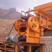 نیازمند دونیروی ساده ،سنگ شکن