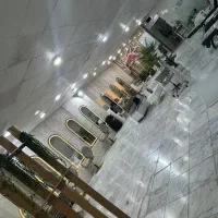سالن زیبایی مونا بیوتی واقع در مسجد جامع