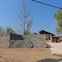 زمین کاملا مسکونی در محیطی بسیار آرام و امن