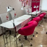 میز و صندلی ناخنکار