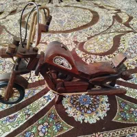 موتور چوبی و کتاب هزار یک داستان