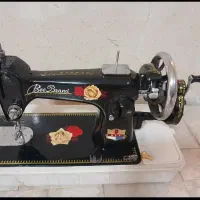 چرخ خیاطی گل نشان bee دینام و پدال دار