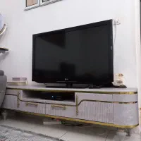 آینه کنسول و میزتلویزیون و جاکفشی ست هم(توضیحات)|بوفه، ویترین، کنسول|فردیس, قریشی|دیوار