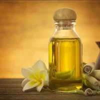 ماساژ توسط ماساژور آقا،خانم نیستم