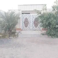خانه ویلایی به همراه گاراژ بزرگ
