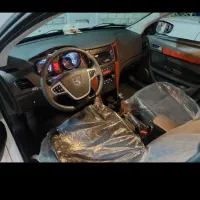 ماشین دنا پلاس ۶ دنده ای گیر بکسی