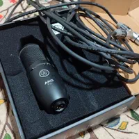 میکروفون AKG به همراه پایه و کابل|صوتی و تصویری|شیراز, طلاب|دیوار