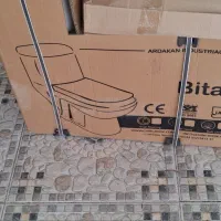 توالت فرنگی چینی‌رُز مدل بیتا نو و داخل کارتن