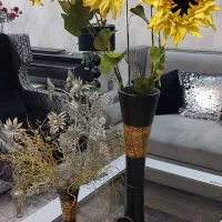 گل مصنوعی ، گلدان و شمعدان چوبی