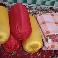 بالشت پر و کرک قالی