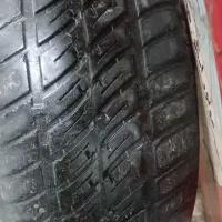 لاستیک بفروش میرسد.  یک جفت