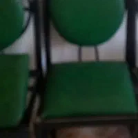 صندلی  هرکدام  یک تومن