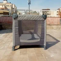 تخت و پارک کودک