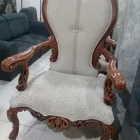 تعمیرات انواع مبلمان و صندلی و میز ناهار خوری