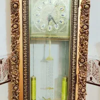 ساعت ایستاده تمیز