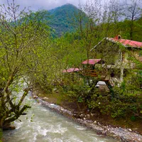 اجاره ویلا  4 خوابه جنگلی لب رودخانه|اجارهٔ کوتاه‌مدت ویلا و باغ|ماسال, |دیوار