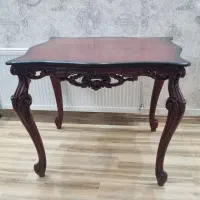 میز غذاخوری در حد نو