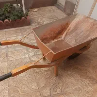 فرغون .چهار پایه ونیمکت