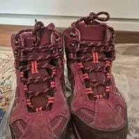 کفش کوهنوردی