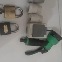 قفل آویز آب پاش سر پیچ ودوشاخه