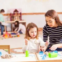 استخدام کمکمربی کودک