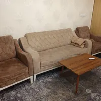 مبل ۵نفره نیم ست چستر|مبلمان خانگی و میز عسلی|تهران, شهید آوینی|دیوار