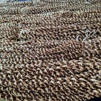 قالیچه ۱در یک و نیم و ریشه پرده ترک نو|فرش|رودهن, |دیوار