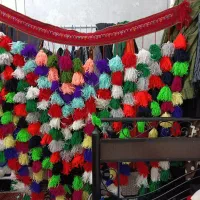 خط دیواری پشت عروس