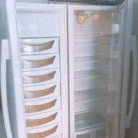 یخچال وفریزر دوقلو بدون برفک الکترو استیل