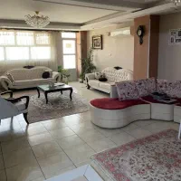 یک واحد آپارتمان 140 متری مشیر شرقی