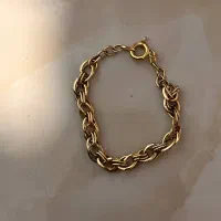 طلای نو استفاده نشده جهت سرمایه گذاری خریدم 6 گرم