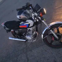 هندا۲۰۰مدل ۴۰۲