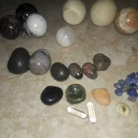 سنگ مهره و نگین یاقوت یشم ..|جواهرات|اصفهان, ارغوانیه|دیوار