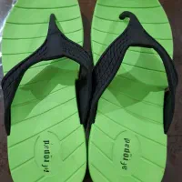 یک جفت دمپایی لای انگشتی مردانه سایزه 43تا44