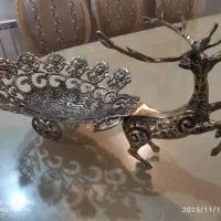 دیوار کوب برنجی و ظرف میوه