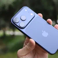 آیفون۱۷پرومکسza