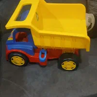 اسباب بازی ماشین کامیون