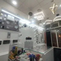 مغازه آماده با همه اجناس واگذار می‌شود