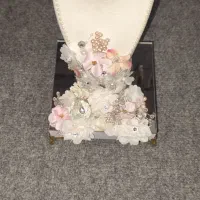 مانکن و استند طلا