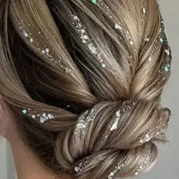 میکاپ و شنیون ۷۰۰ با بهترین متریال|خدمات آرایشگری و زیبایی|دورود, |دیوار