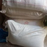 آرد موجود است