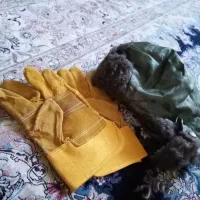 لباس ورزشی وکوهنوردی کلاه ودستکش