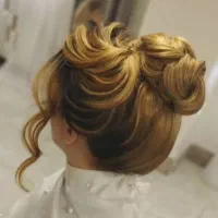 میکاپ و شینیون کاشت ناخن فیبروز مژه کراتین و ...|خدمات آرایشگری و زیبایی|تبریز, |دیوار