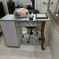 صندلی طرح برقی و کنسول نو نو|آرایشگاه و سالنهای زیبایی|رشت, دیلمان|دیوار